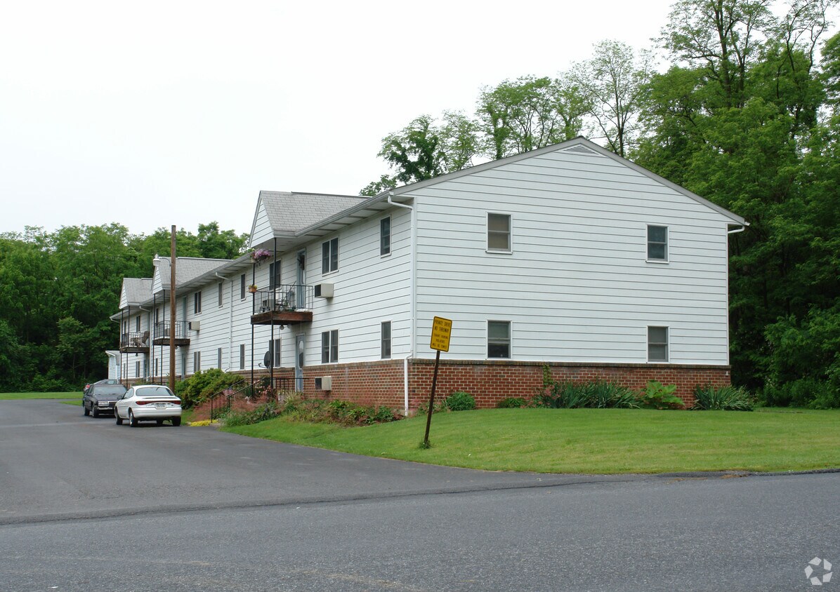 Primary Photo - 60 N 63rd St