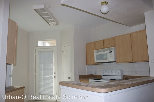 Building Photo - 2035 Erving Cir