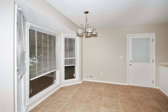 Foto del edificio - 5502 Muirwood Ct