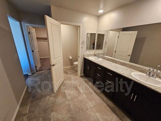Foto del edificio - 1171 Twincrest Ave