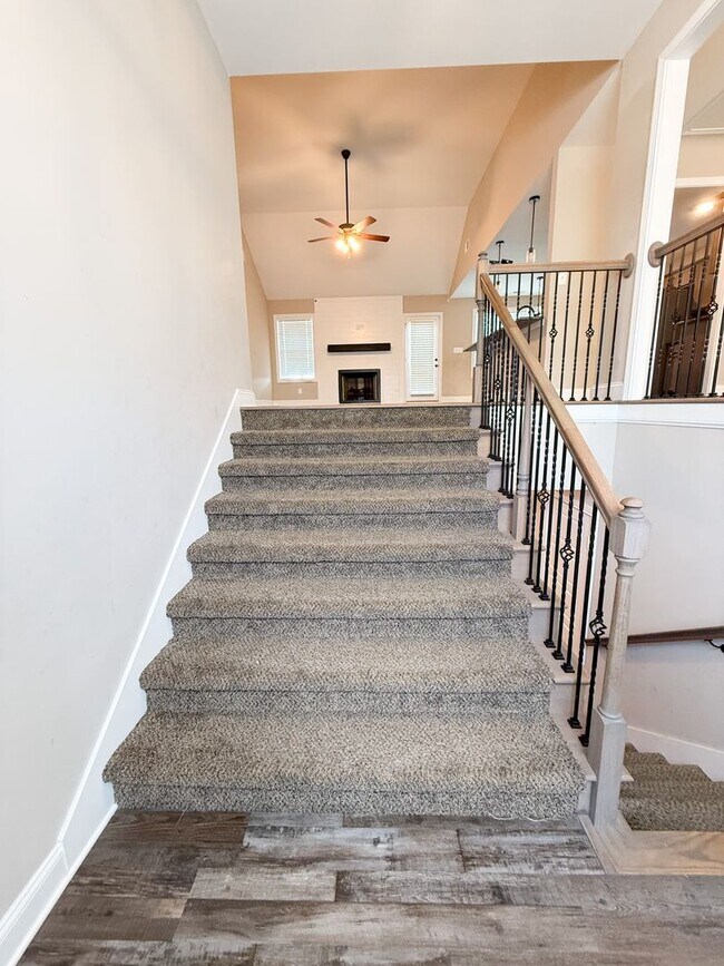 Foto del edificio - 5 Bedroom 3 Bathroom Home