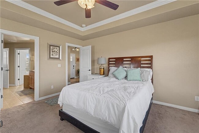 Foto del edificio - 706 Sedgwick Dr