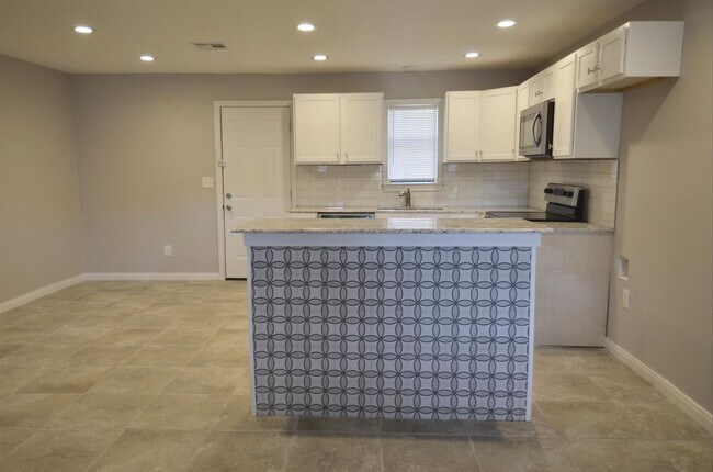 Foto del edificio - 105 Virginia