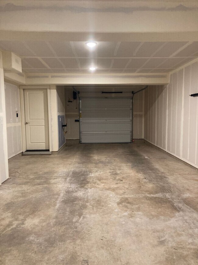 Foto del edificio - Beautiful Newer Home in Tigard