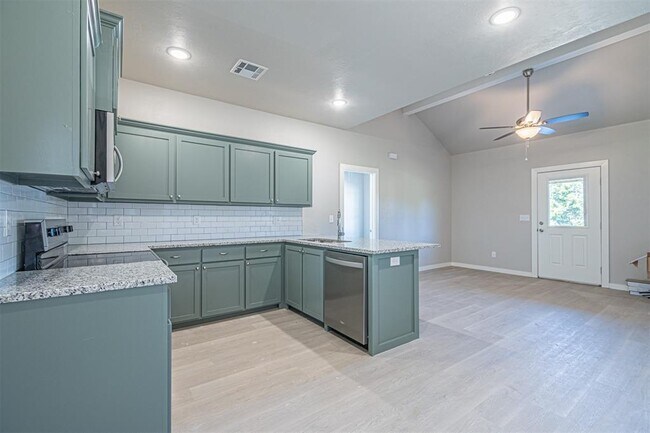 Foto del edificio - 2106 Willow Pl
