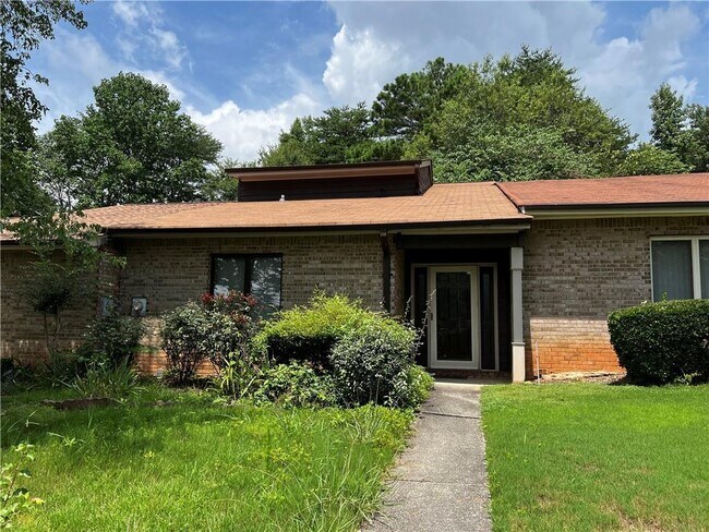 Foto del edificio - 1465 Stoneleigh Way