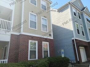 Building Photo - 604 Bristol Village Dr