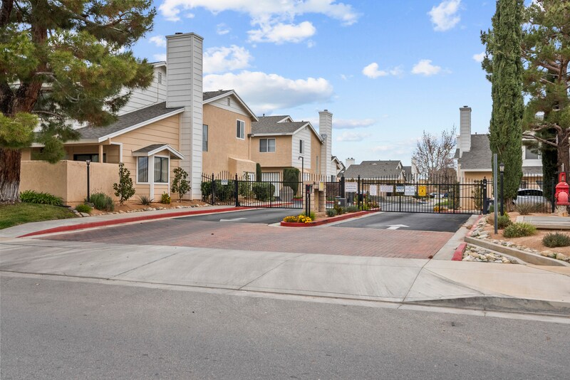 5 Townhouses for Rent in Palmdale, CA Westside Rentals