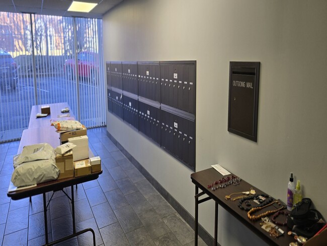 Foto del edificio - 1271 Poplar Ave