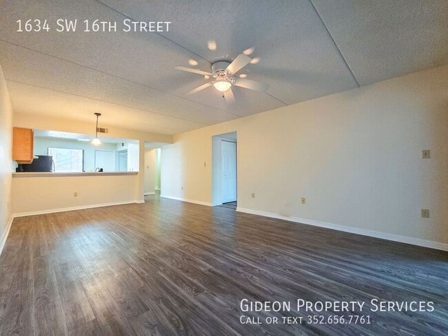 Building Photo - 1634 SW 16th St