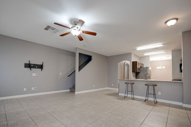 Foto del edificio - 2586 Land Rush Dr
