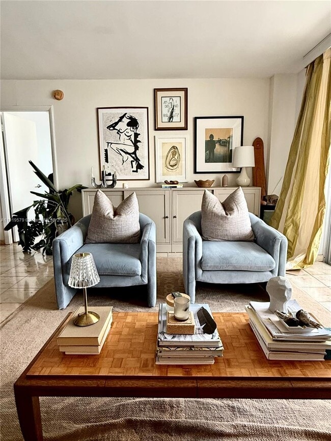 Building Photo - 5 Island Ave