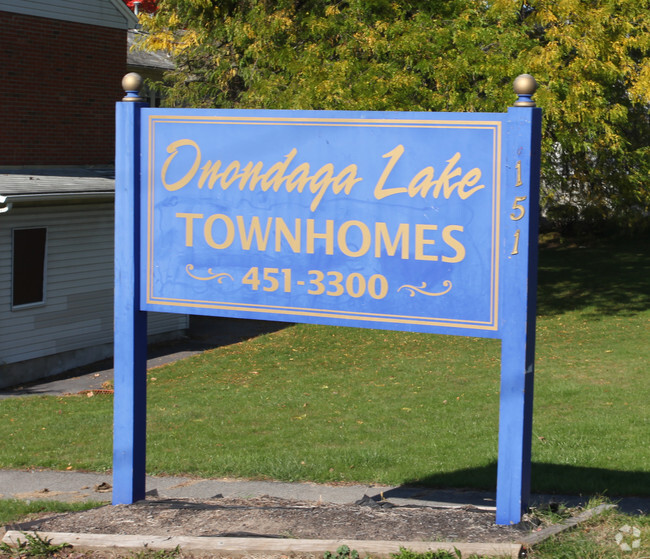 Foto del edificio - Onondaga Lake Townhomes