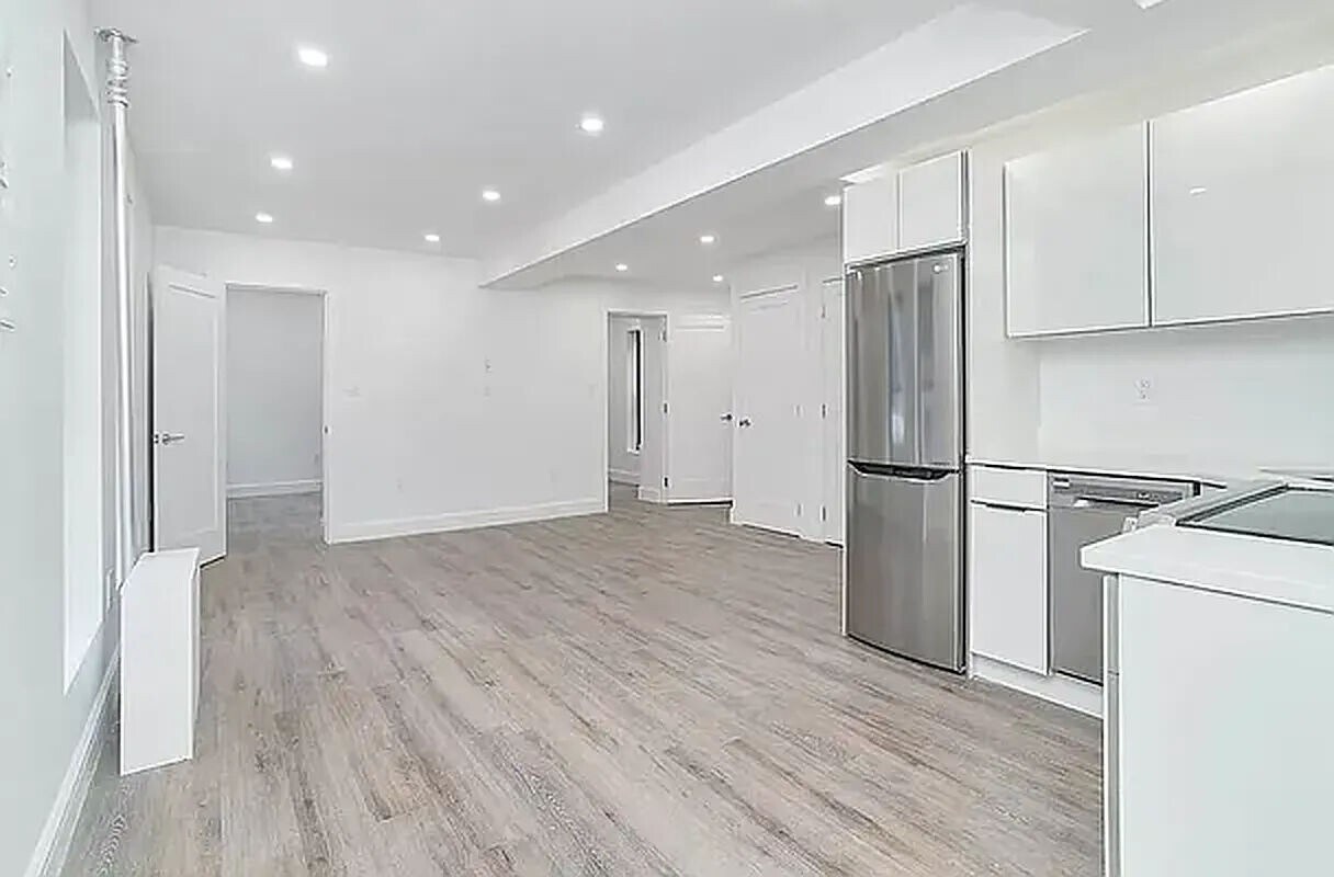 Primary Photo - 1038 Bedford Avenue