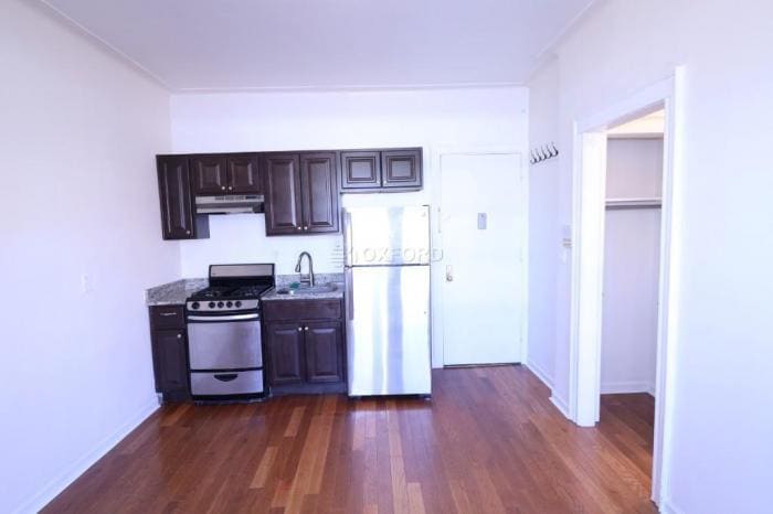 1 bedroom in Queens NY 11354 - 1 bedroom in Queens NY 11354