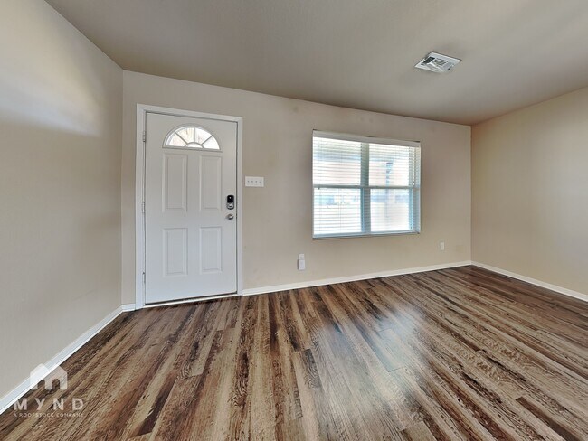 Building Photo - 6508 Ridgemist Ln