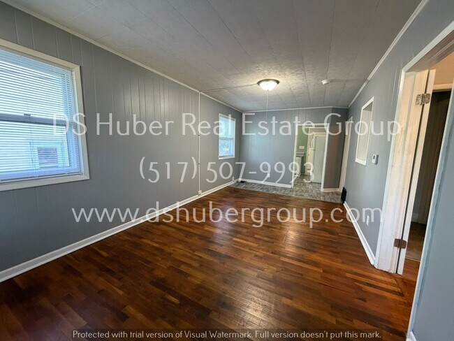 Building Photo - 619 Cooper Ave