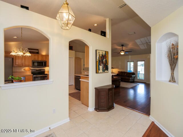 Foto del edificio - 12351 Waterfall Ct