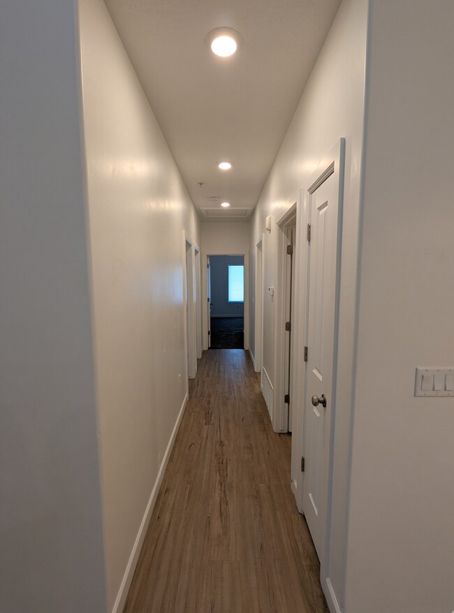 Foto del edificio - 344 S 740 W