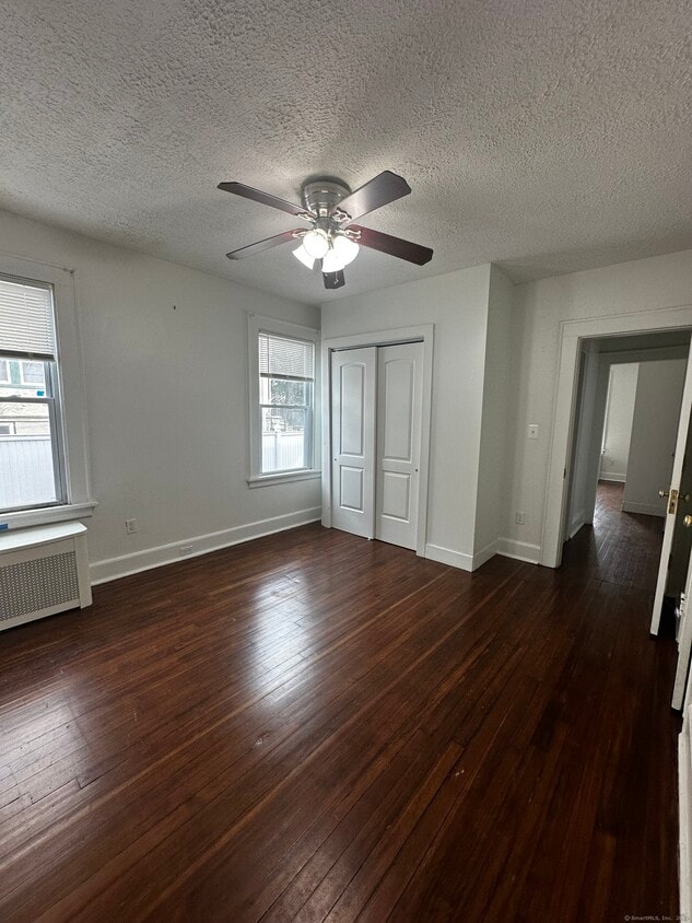 Foto del edificio - 138 Mill Hill Ave