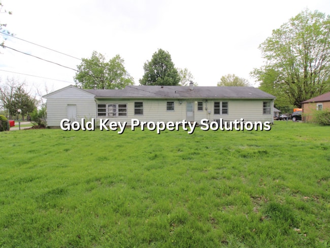 Building Photo - Large 3 BR 1 BA House with Garage and Central Air SECTION 8 APPROVED