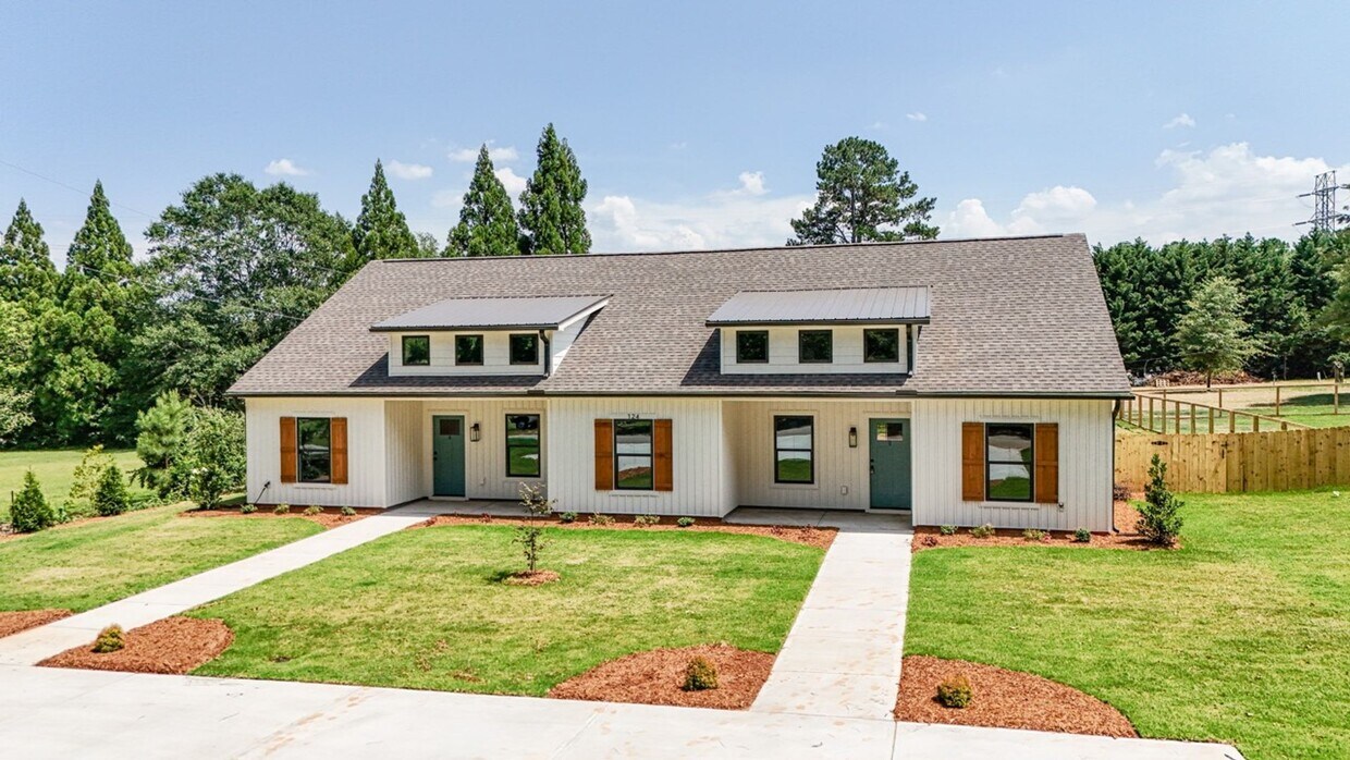 Foto principal - 124 Elgin Ln
