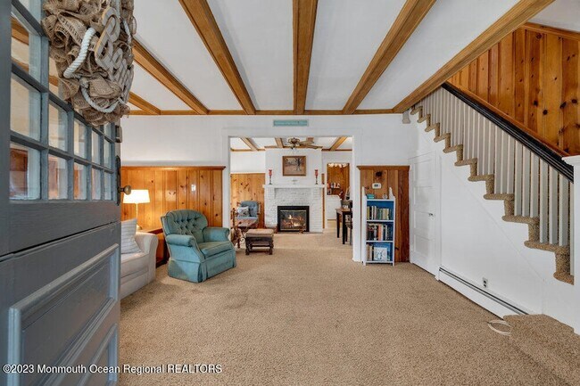 Foto del edificio - 683 Main Ave