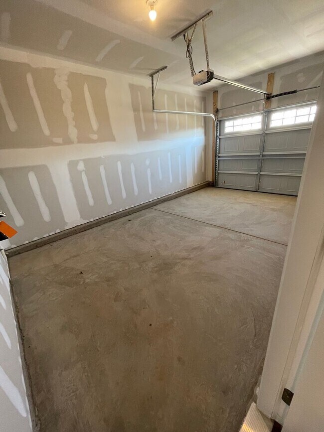 Foto del edificio - Charming 3 Bedroom Home Located in Raleigh