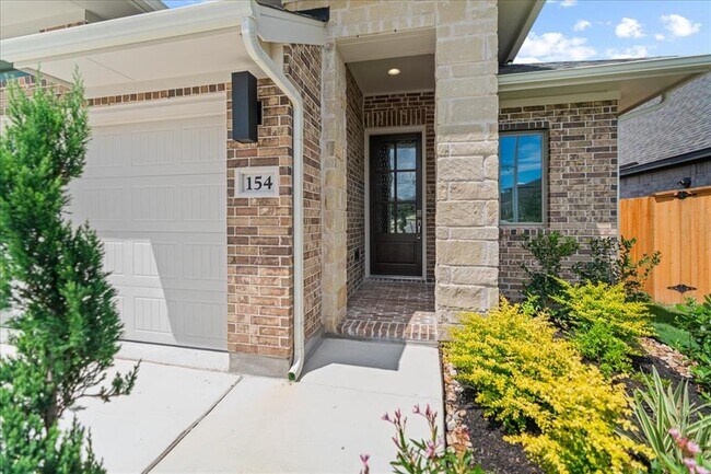 Building Photo - 154 Blackborrow Dr