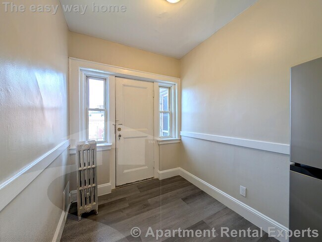 Building Photo - 4 Cogswell Ave