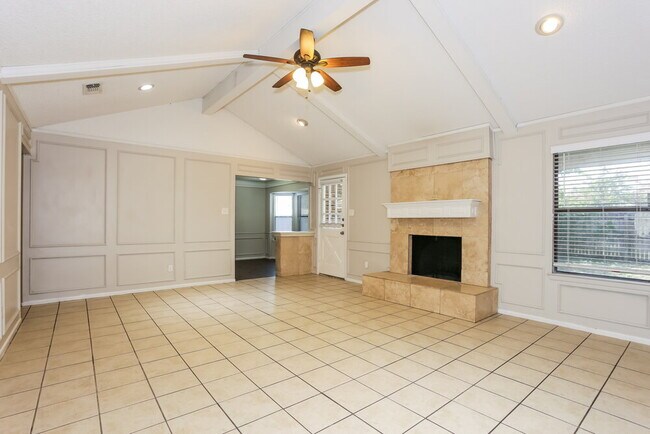 Building Photo - 7908 Hulen Park Cir