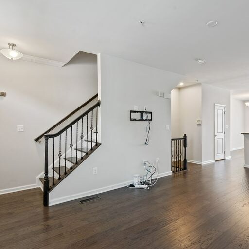 Building Photo - 1221 Trenton Pl SE