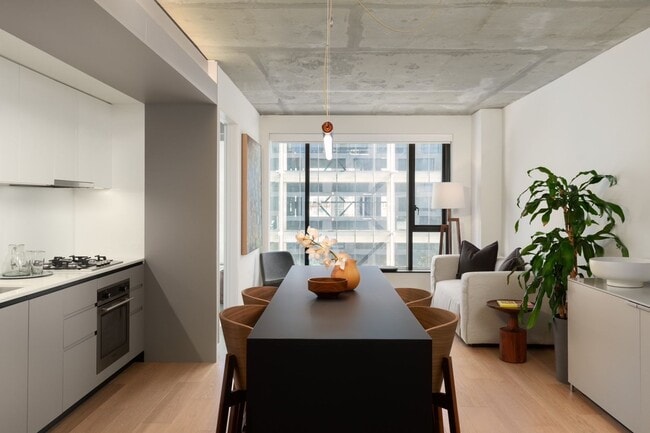 Building Photo - Premier SF Mid-Market 1 BD/ BA | Urban Luxury at Serif Condos