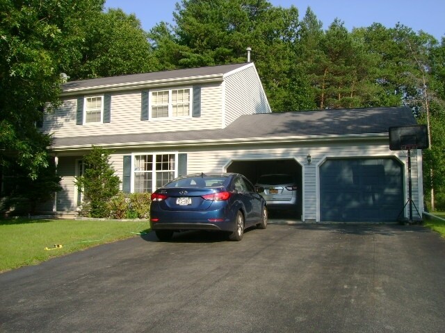 Foto principal - 582 Acland Blvd