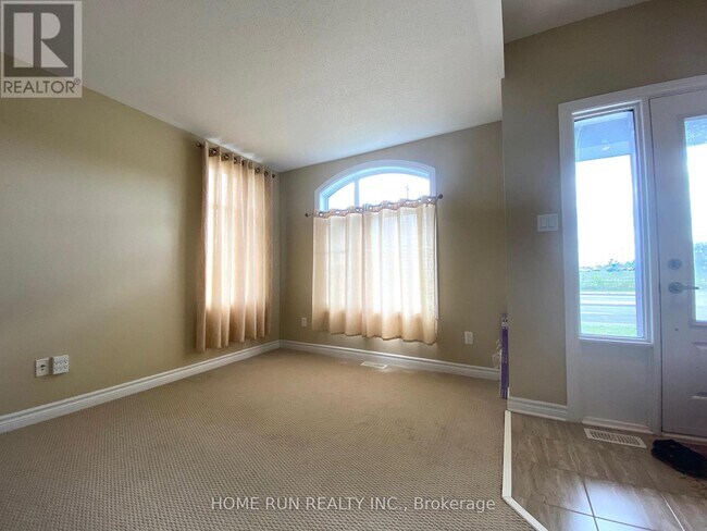 Building Photo - 1226 Longfields Dr