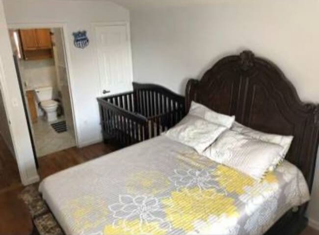 Building Photo - 53 Wyona St