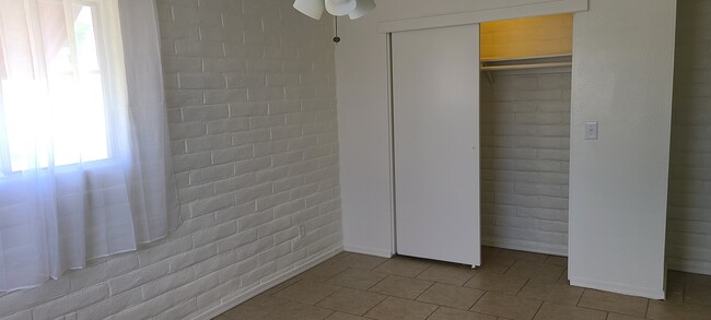 Foto del edificio - 248 N Westmoreland Ave