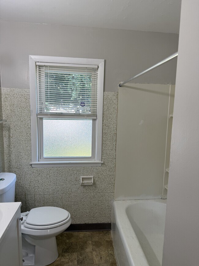 Foto del edificio - 3909 N 70th St
