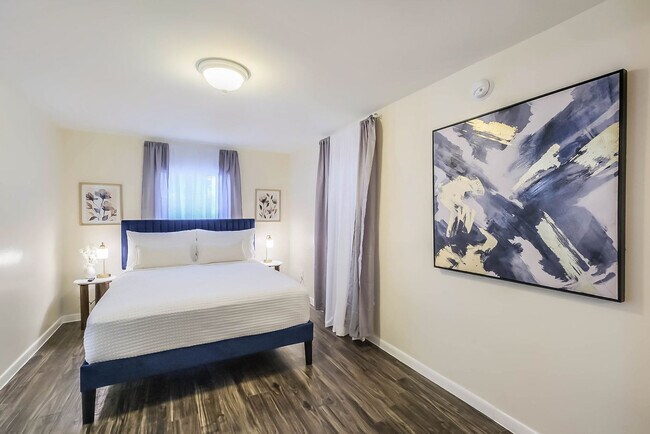 Foto del edificio - 1327 W 21st St