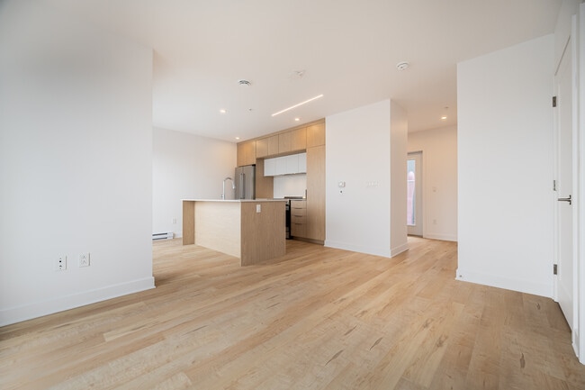 Photo du bâtiment - 4777 Rue Saint-Denis