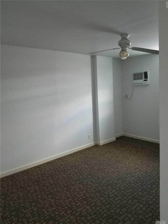 Foto del edificio - 97-13 101st Ave