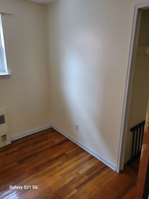 Foto del edificio - 968 E 80th St