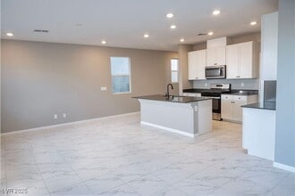 Building Photo - 4694 Mystic Quartz Ct