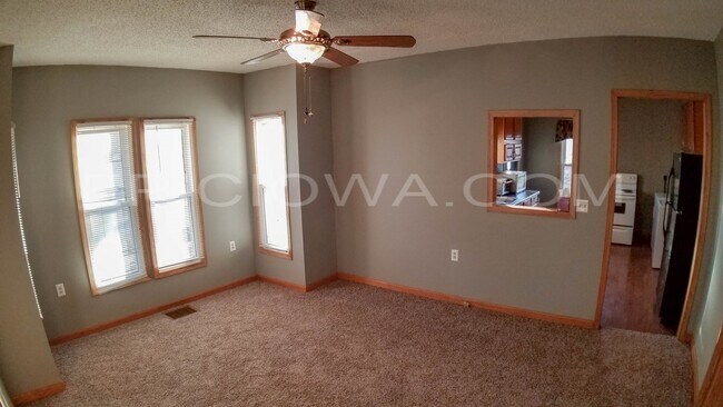 Foto del edificio - 724 7th St SW