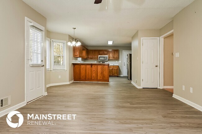 Foto del edificio - 310 Lakefront Dr