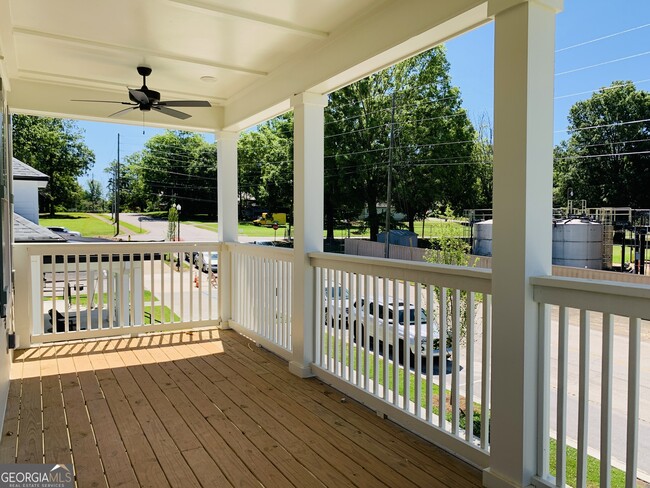 Building Photo - 1304 Brownwood Ave