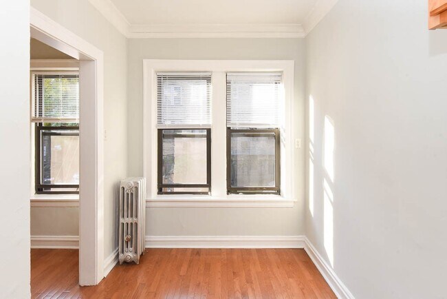 Foto del edificio - 4646 N Paulina St