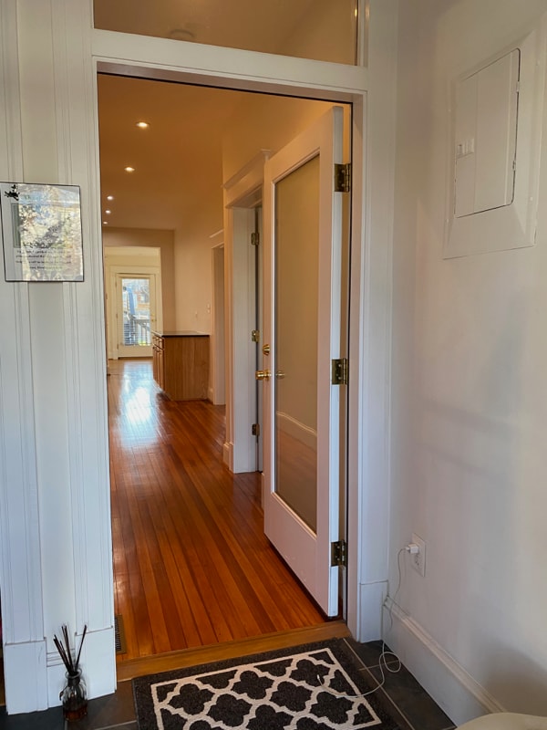 Building Photo - 115 17th St SE