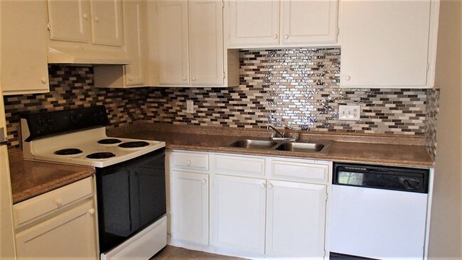 Foto del edificio - 1615 N 51st St
