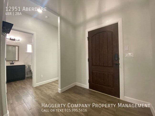 Building Photo - 12951 Aberdare-